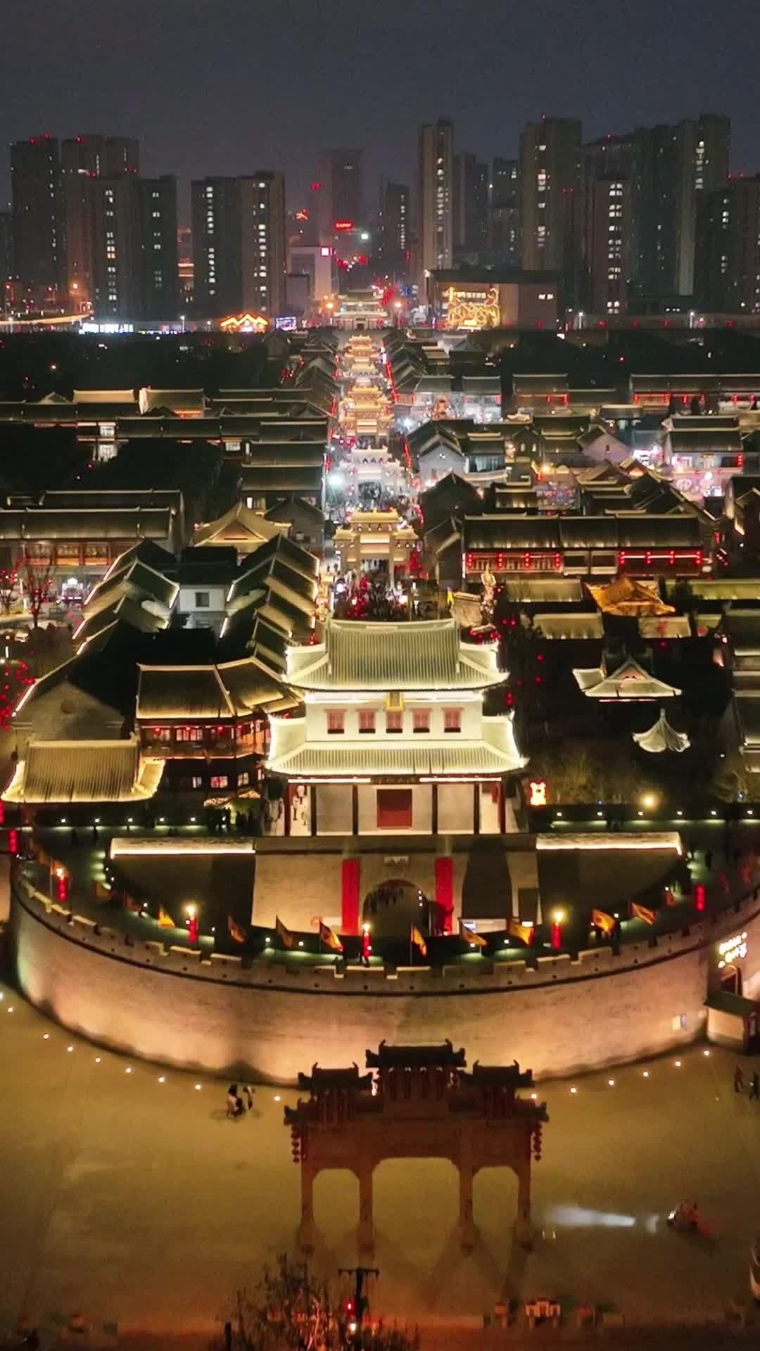 逛古城，过大年～